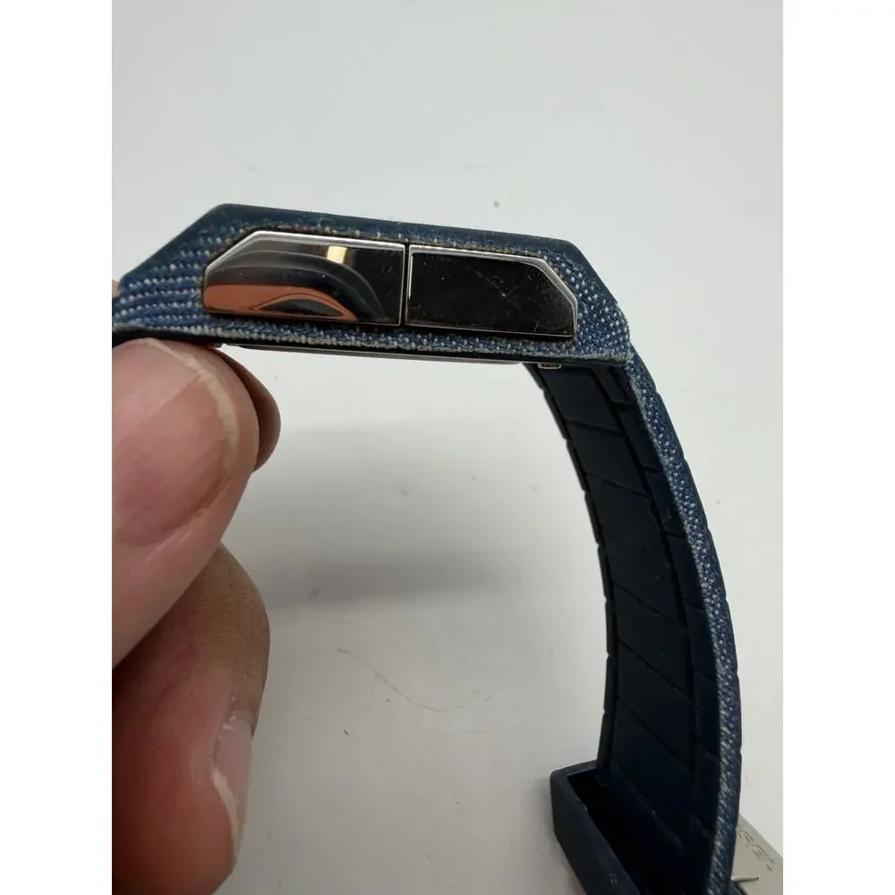 DIESEL DZ1713 Watch Denim Color Silicone Strap Good Condition New Battery